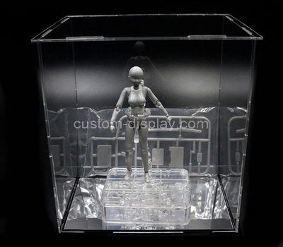 Custom display cases for collectibles