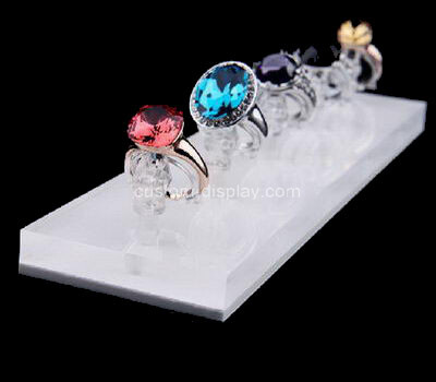 Lucite cute ring holder