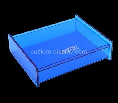 cheap plastic boxes with lids
