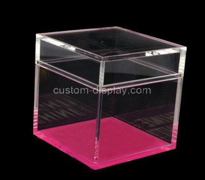 clear small acrylic boxes with lids