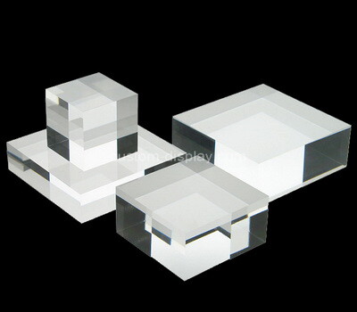 Custom acrylic display cube