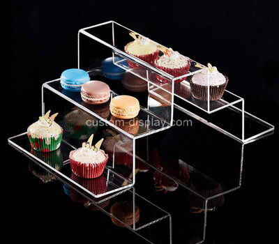 Acrylic manufacturer customize lucite cupcake display risers