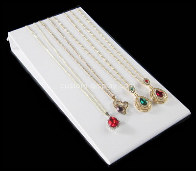 Plexiglass supplier customize acrylic neklace jewelry display block