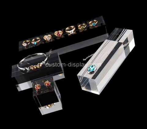 OEM custom acrylic jewelry display riser lucite display block