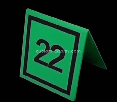 Custom acrylic cafes triangular table number stand